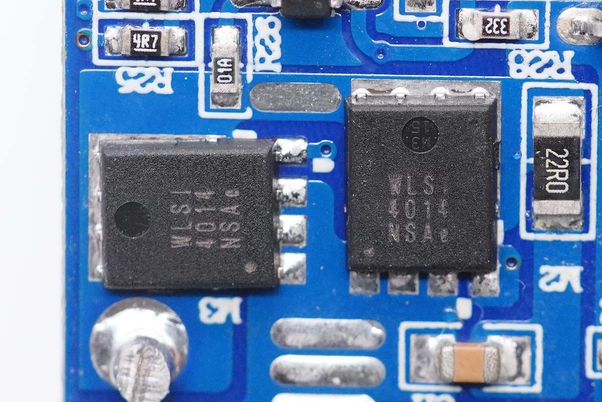 绿联氮化镓100w商务版,绿联氮化镓100W快充