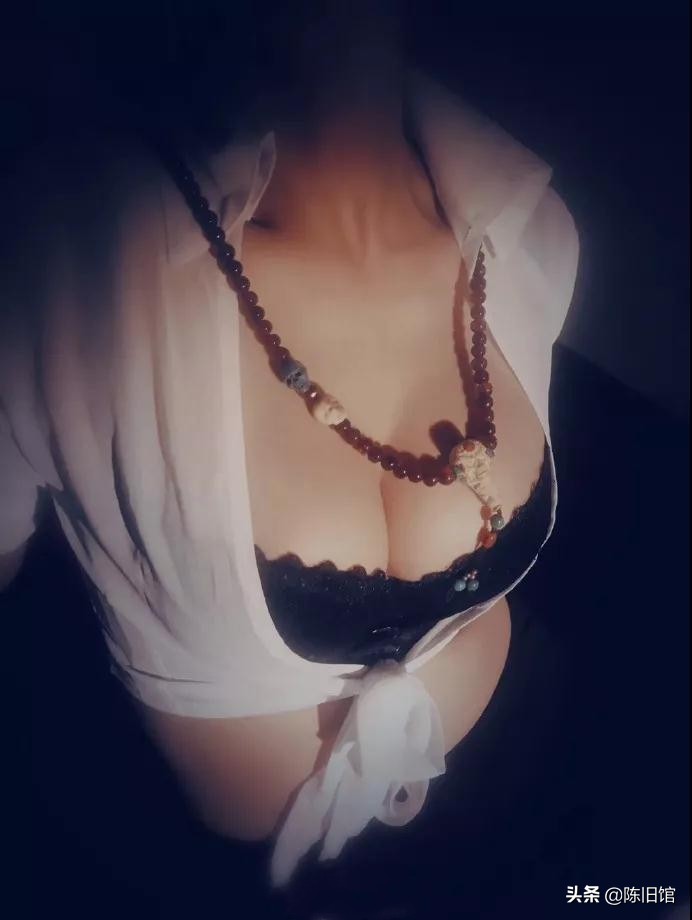 女士玩什么样的文玩,文玩女生