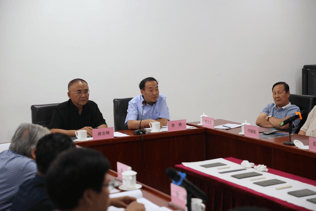 古代盟书大放异彩国宝级*物文**战国盟书学术鉴定专家研讨会召开