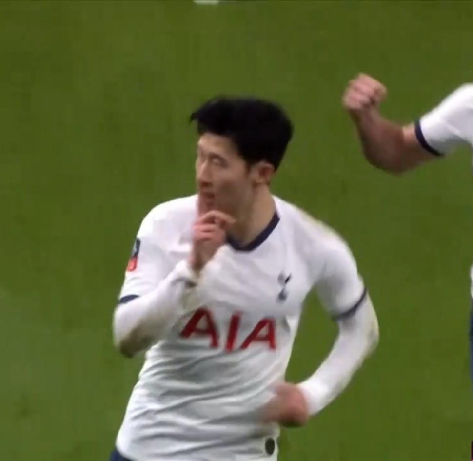 亚洲球王用实力回怼病毒歧视!