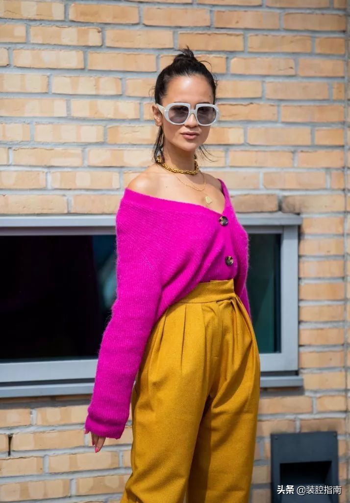 慵懒风毛衣怎么搭项链,秋冬毛衣项链穿搭