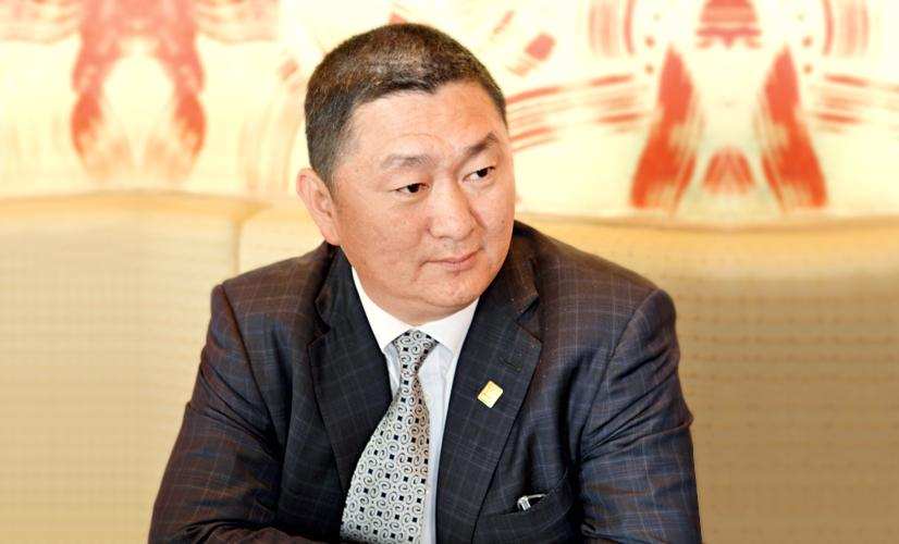 深圳神秘富豪，卖家具起家，开2千家门店，花10亿给儿子办婚礼