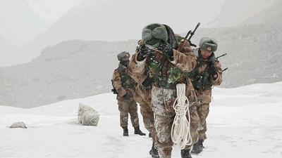 100张中国海防巡逻图,看哭了盘点中国军人的戳泪瞬间