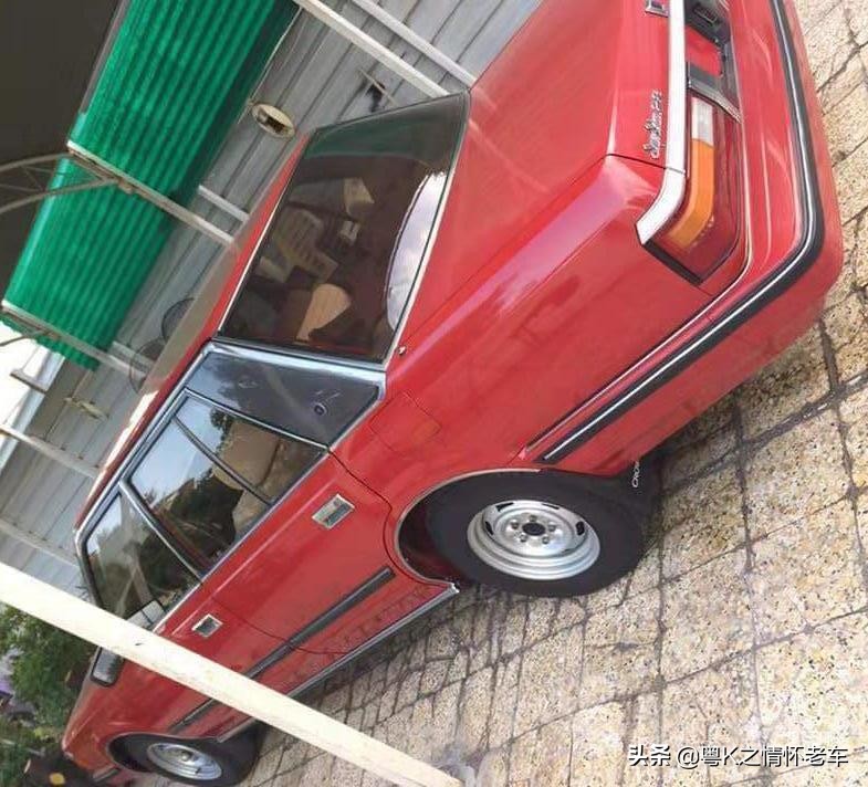 哪一代丰田皇冠比较经典,2016年皇冠和2018年皇冠对比