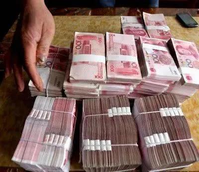 最近刚中500万彩票的真实故事,两块钱中500万彩票的几率有多大