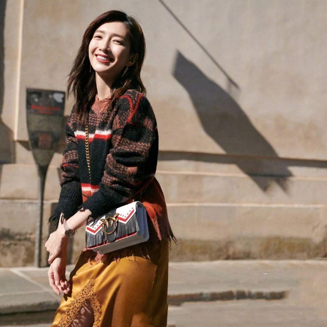 想买coach包,想买一个coach的包包