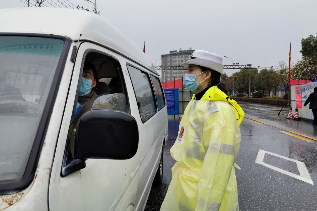 巾帼芳华绽放在每个时节,铿锵玫瑰别样红最美巾帼绽芳华