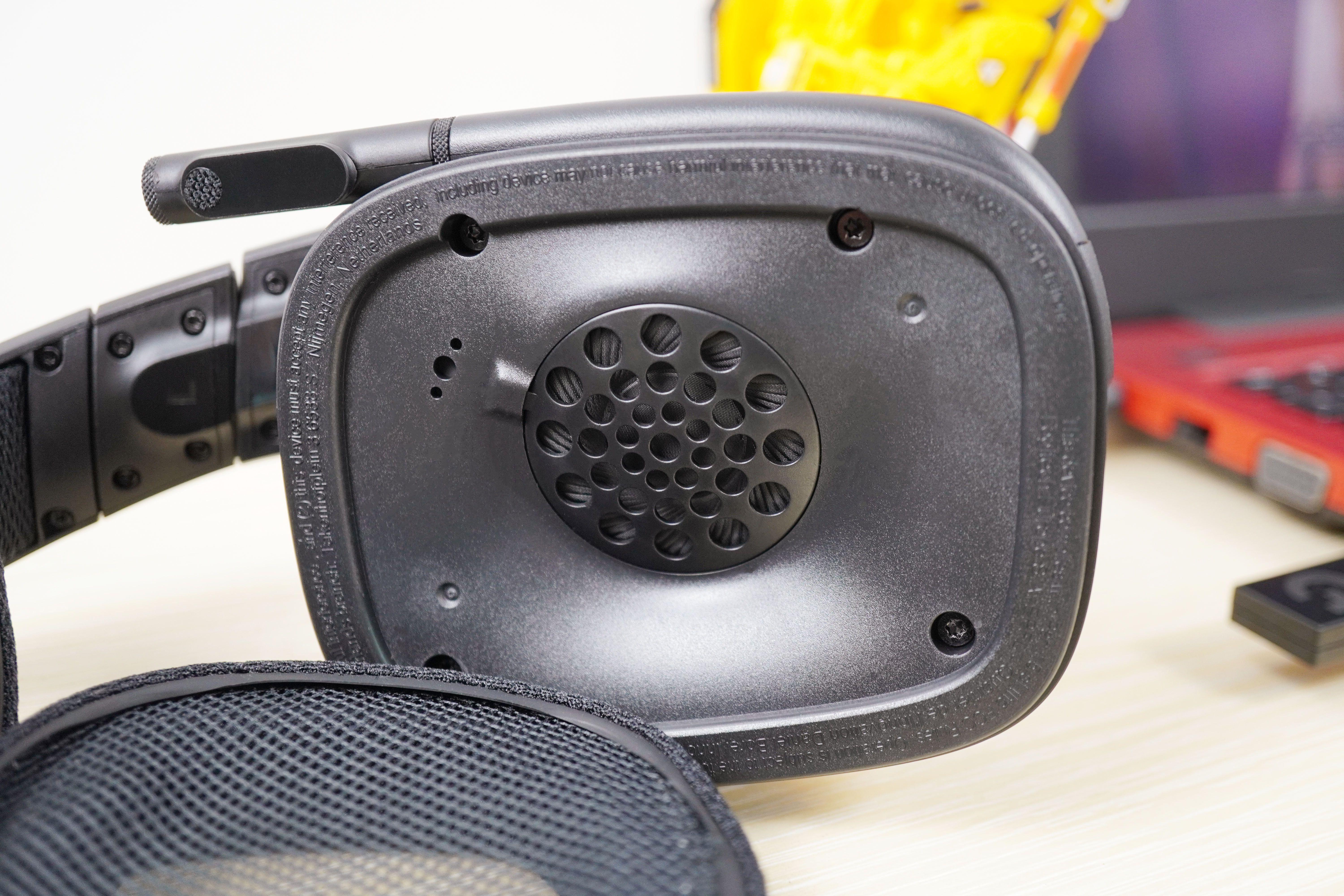 罗技g633srgb耳机测评,稳定连接无线耳机