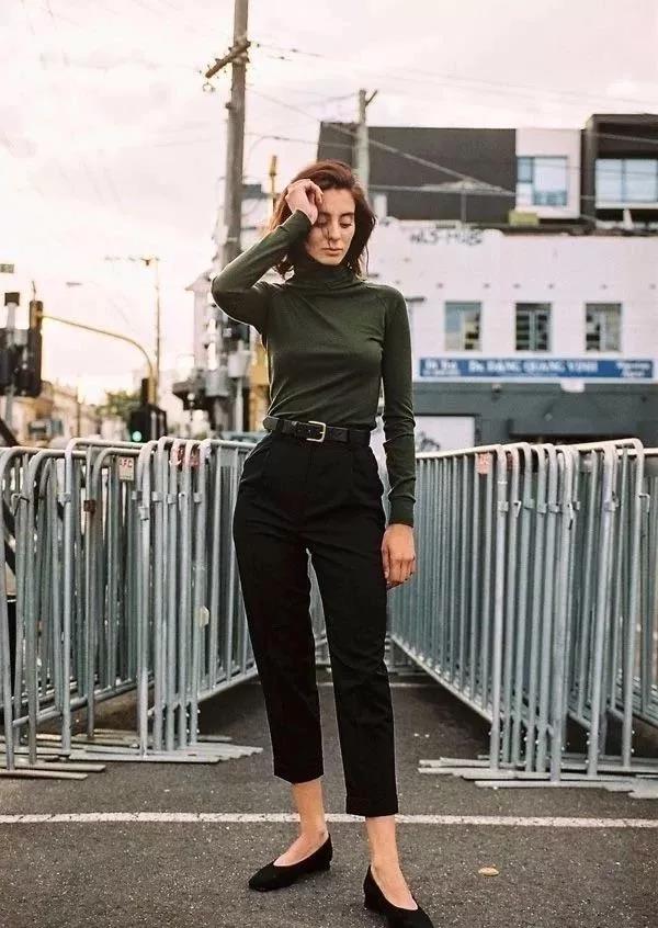 t恤奶奶裤减龄时髦显气质火了,灯芯绒裤子大码秋冬加绒奶奶裤