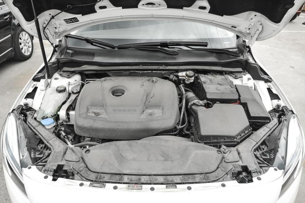 沃尔沃v40动力抖动,二手沃尔沃v40油耗