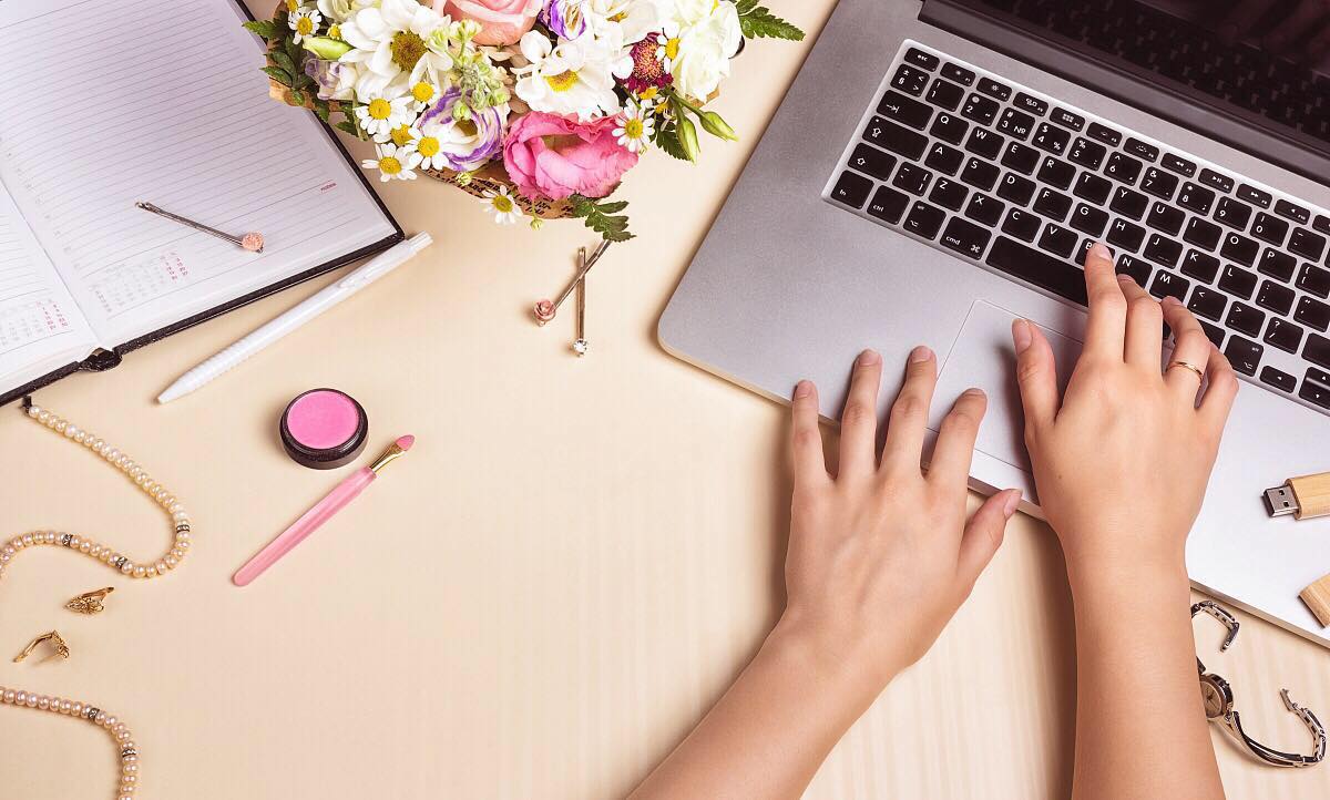 网上兼职赚钱小软件在家可做,宝妈一个月200-3000的兼职