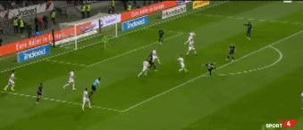 拒绝中超邀约赴德甲，没进过国家队的他却成五大联赛第一人