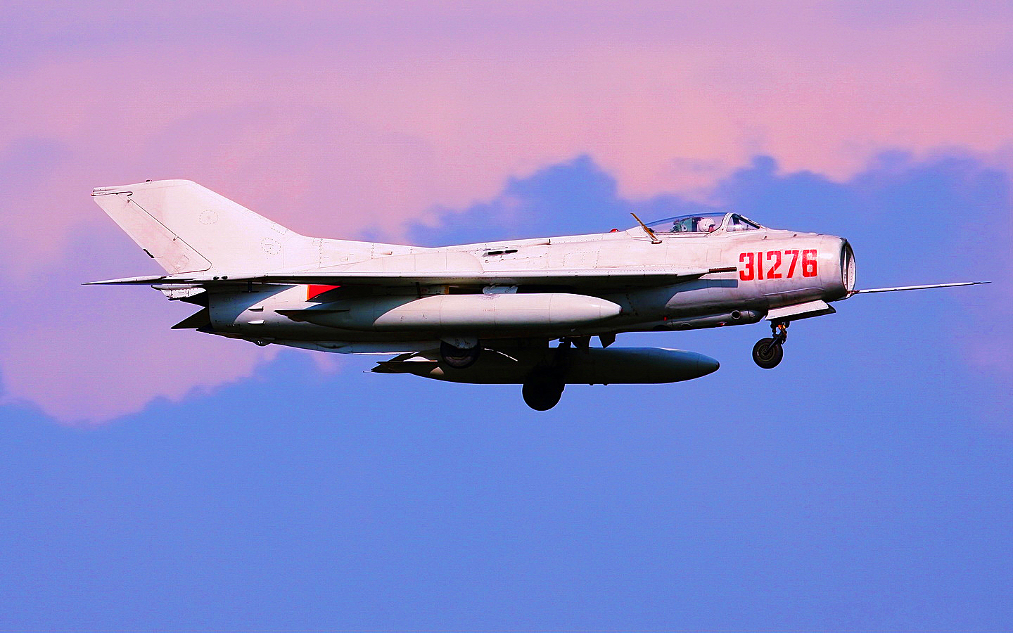 撑起祖国领海安全的擎天巨伞——中国舰空导弹发展史