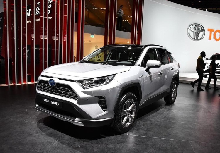 睁大眼睛看看,睁大眼看看视频