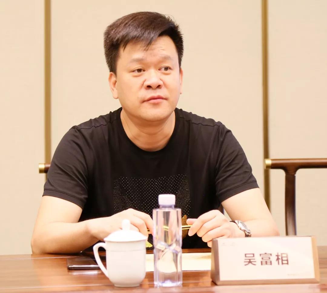 家居界大事件,南洋迪克事件