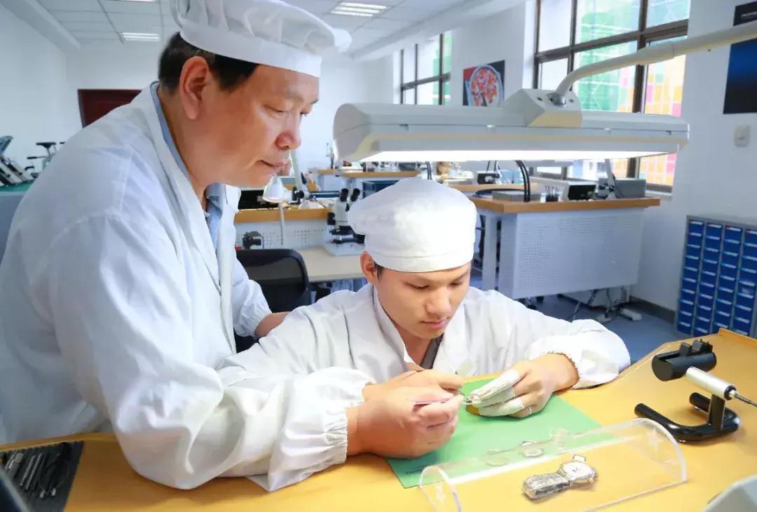 罗西尼功勋手表,小高探企业