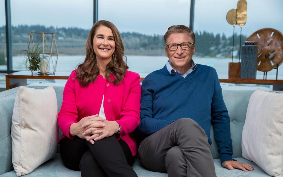 比尔盖茨夫妇结束27年婚姻,27年离婚夫妇