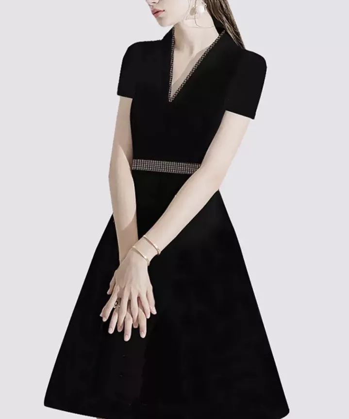 百变独特小黑裙,针织小黑裙高级感