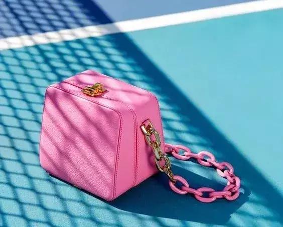 时装周旋转轮回走秀可太有意思了,盘点时装周走秀