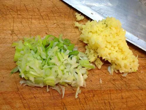 怎样制作烤鱼好吃又简单,怎样制作烤鱼用什么鱼