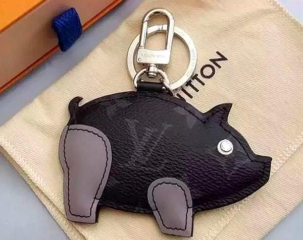 奢侈大牌猪年限量,古驰经典包和蔻驰