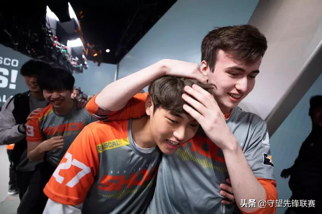 金色梦乡：旧金山震动队的冒险之旅