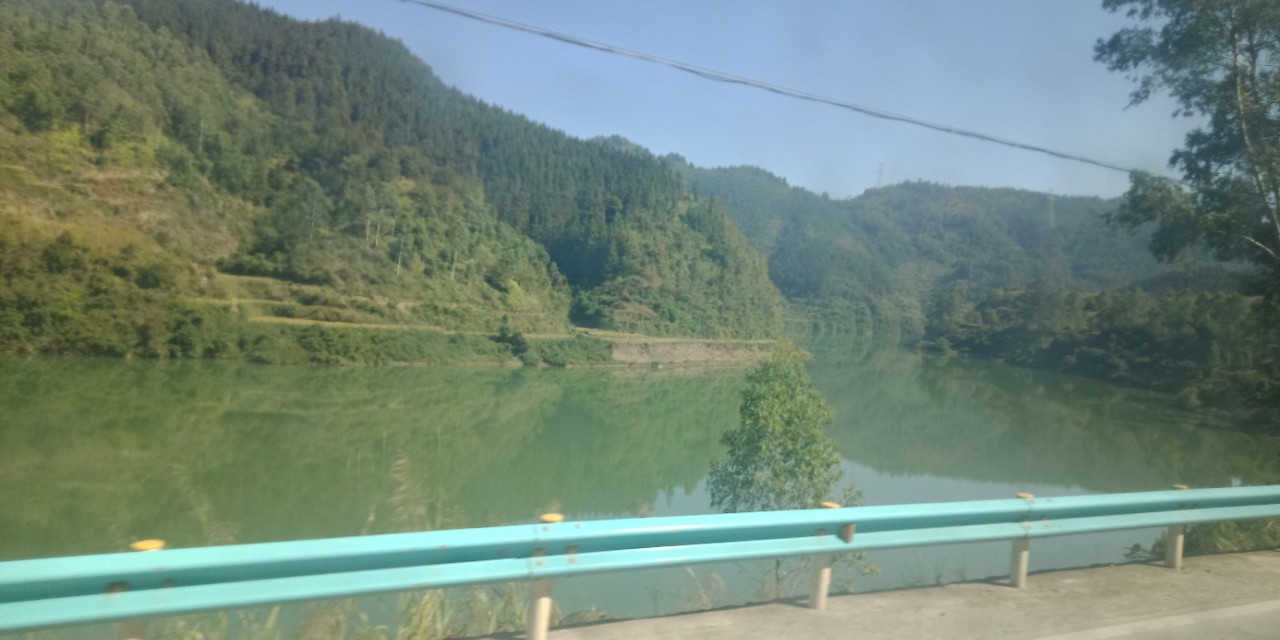 走在黔东南的路上,走进贵州黔东南榕江县