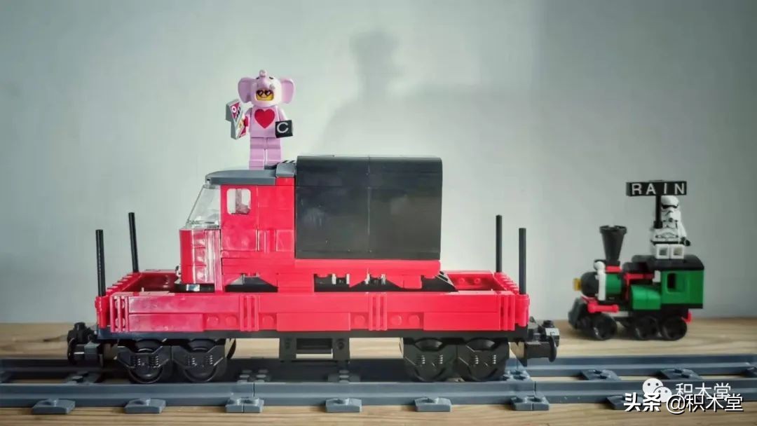 乐*官高**方套内moc最多的一款10183