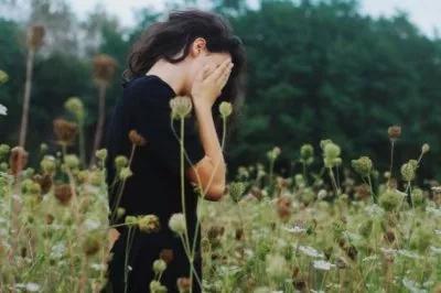 女生生气要怎么哄文案,女生假生气怎么哄