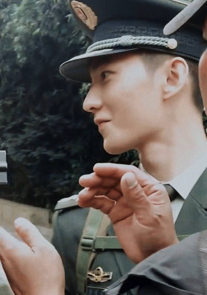 杨洋是一个怎样的男孩,杨洋教科书式国民男神