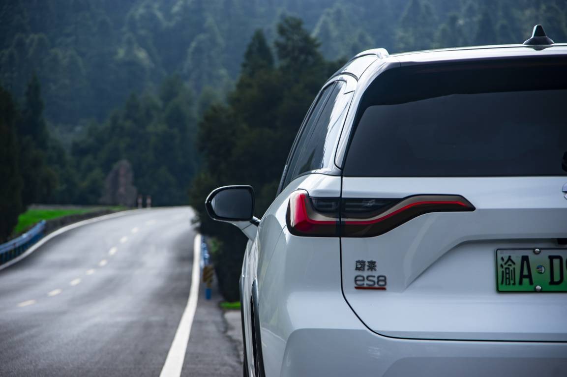 蔚来es8深度免费体验者,蔚来es8官方2023升级方案体验