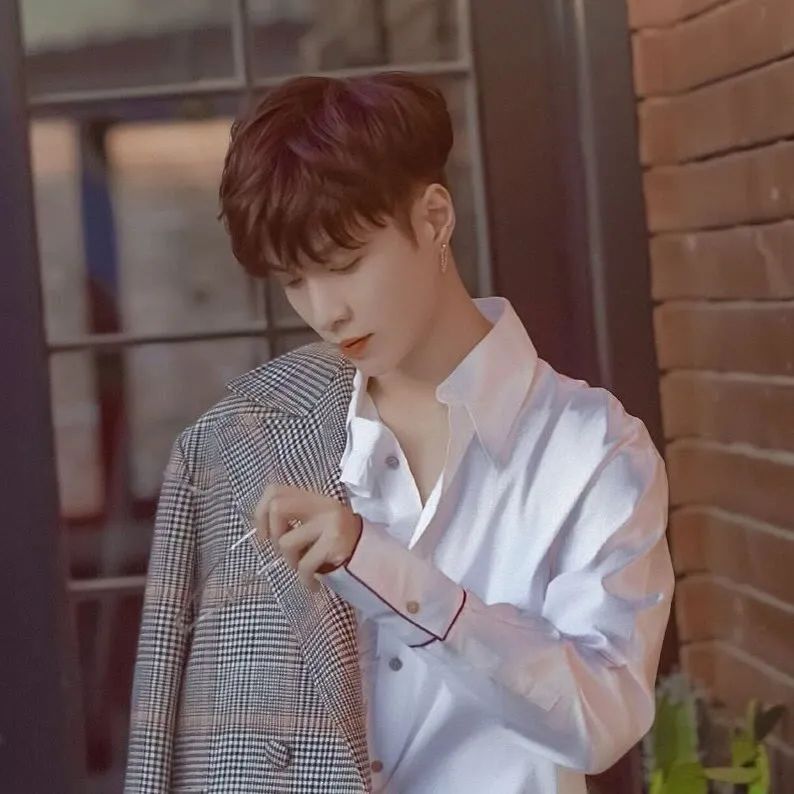 张艺兴头像高清帅气图文,张艺兴头像霸气图文