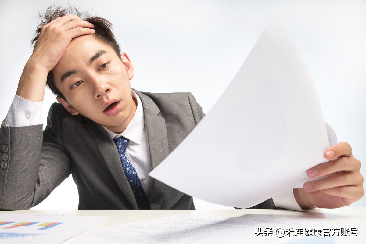 背和肩膀酸痛是怎么回事,右肩膀酸痛是死亡征兆