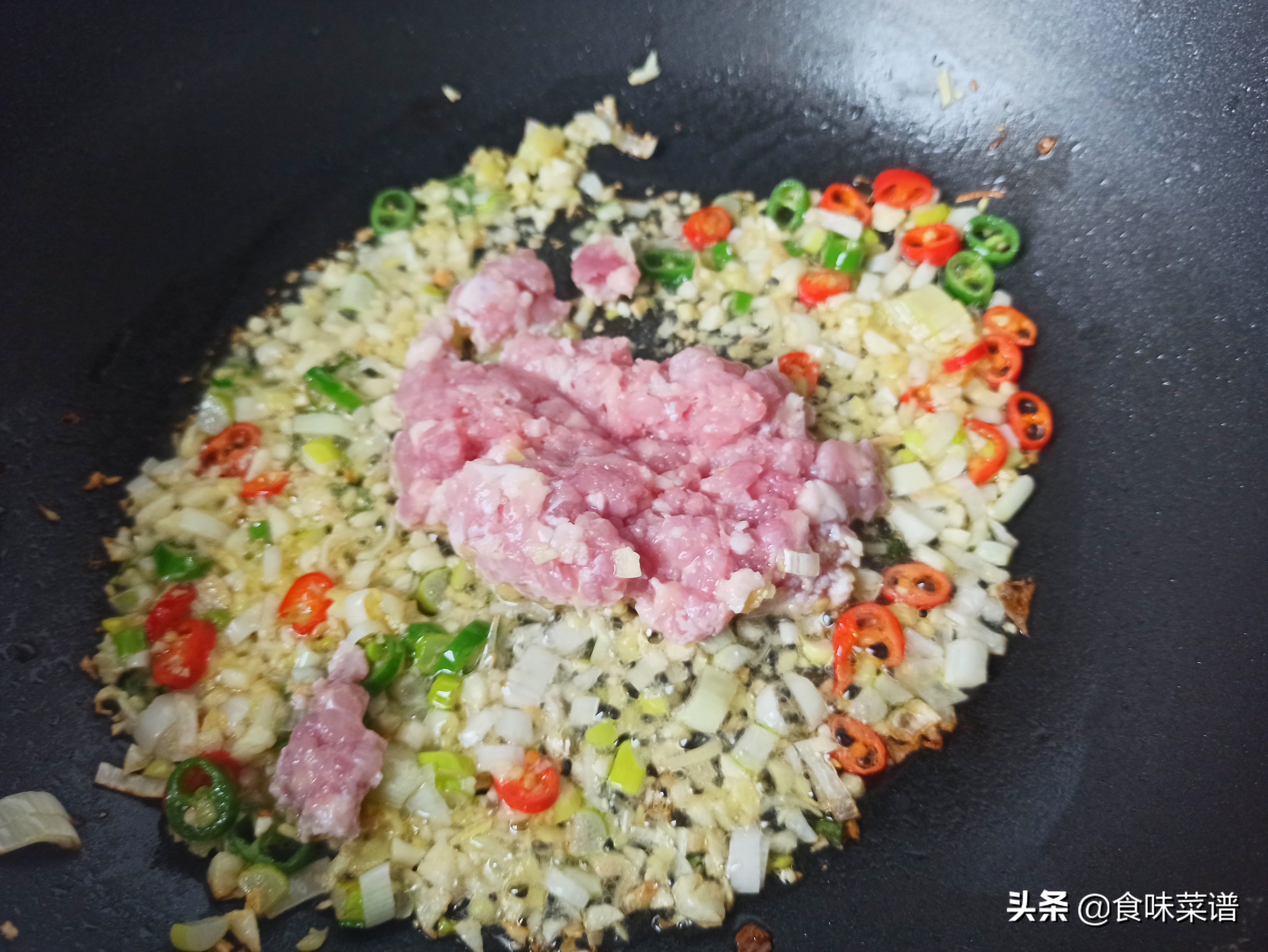 土豆肉末新吃法软嫩可口鲜香美味,土豆炖鸡家常做法鲜香入味