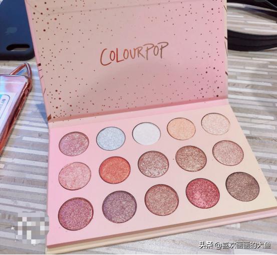 眼影达人推荐,眼影盘推荐奶杏色日常妆大地色