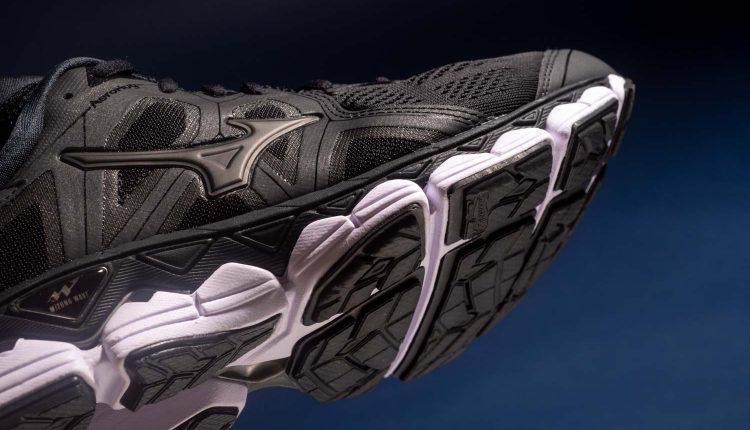 美津浓性价比最高的跑鞋,美津浓400左右的竞速跑鞋