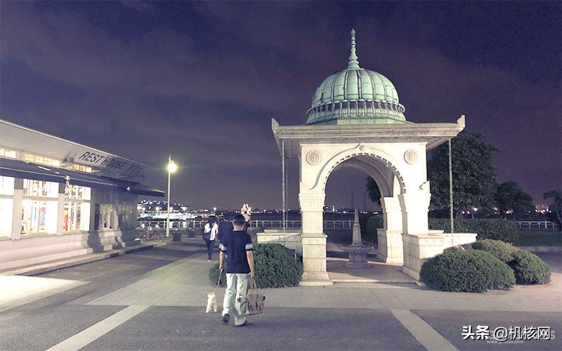 游戏中场景还原,人中之龙7横滨迷宫刷经验