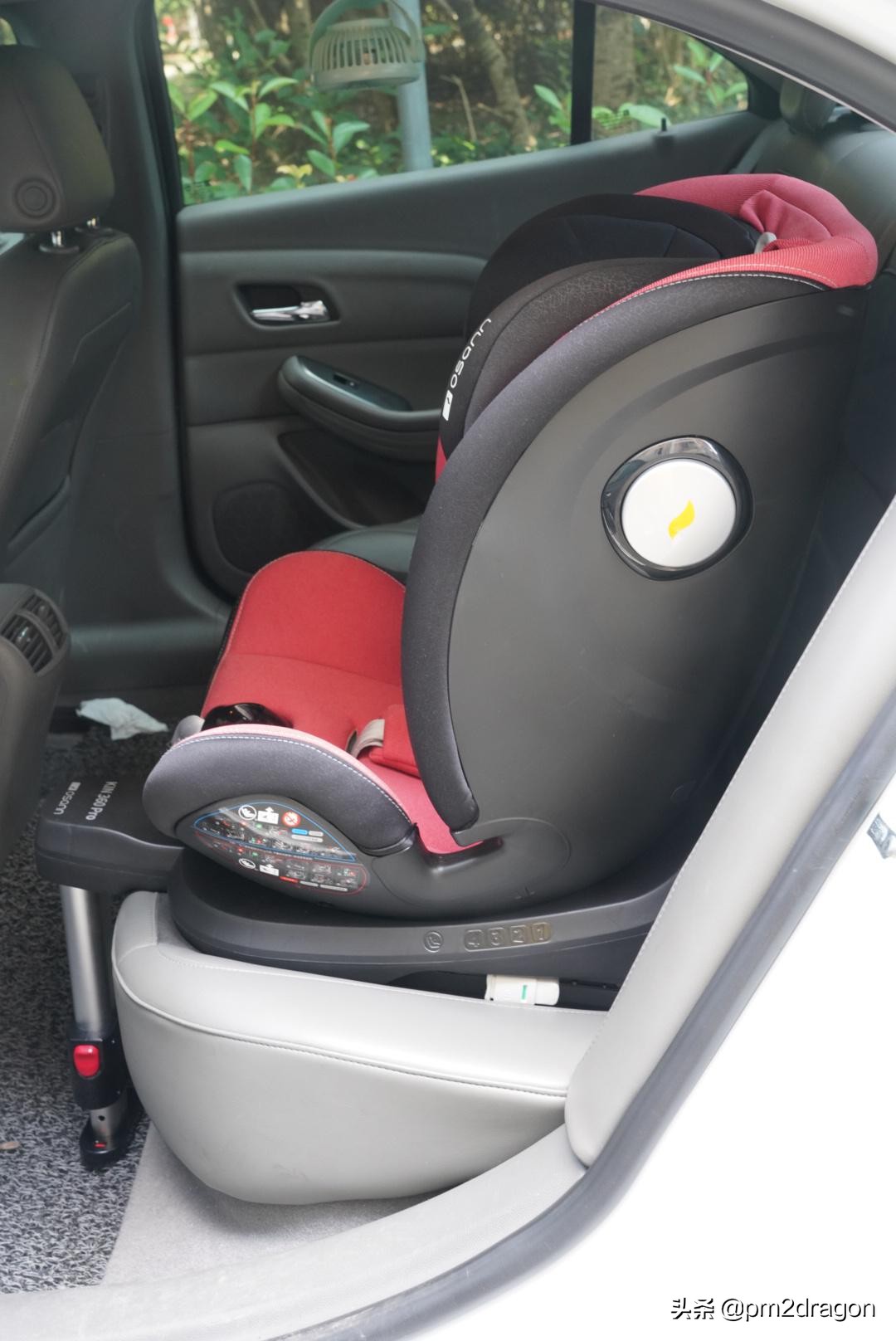 大宝小宝都能坐的婴儿车,大宝安全座椅