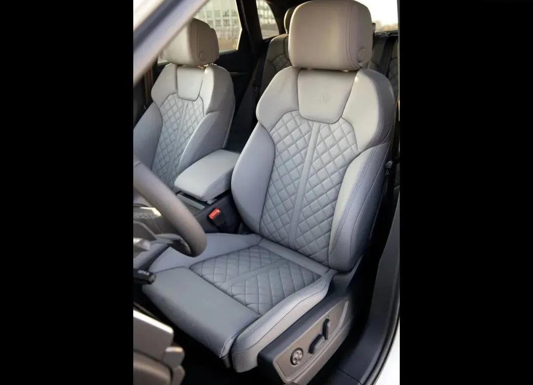 q5最快几秒破百,6.2秒破百奥迪q8