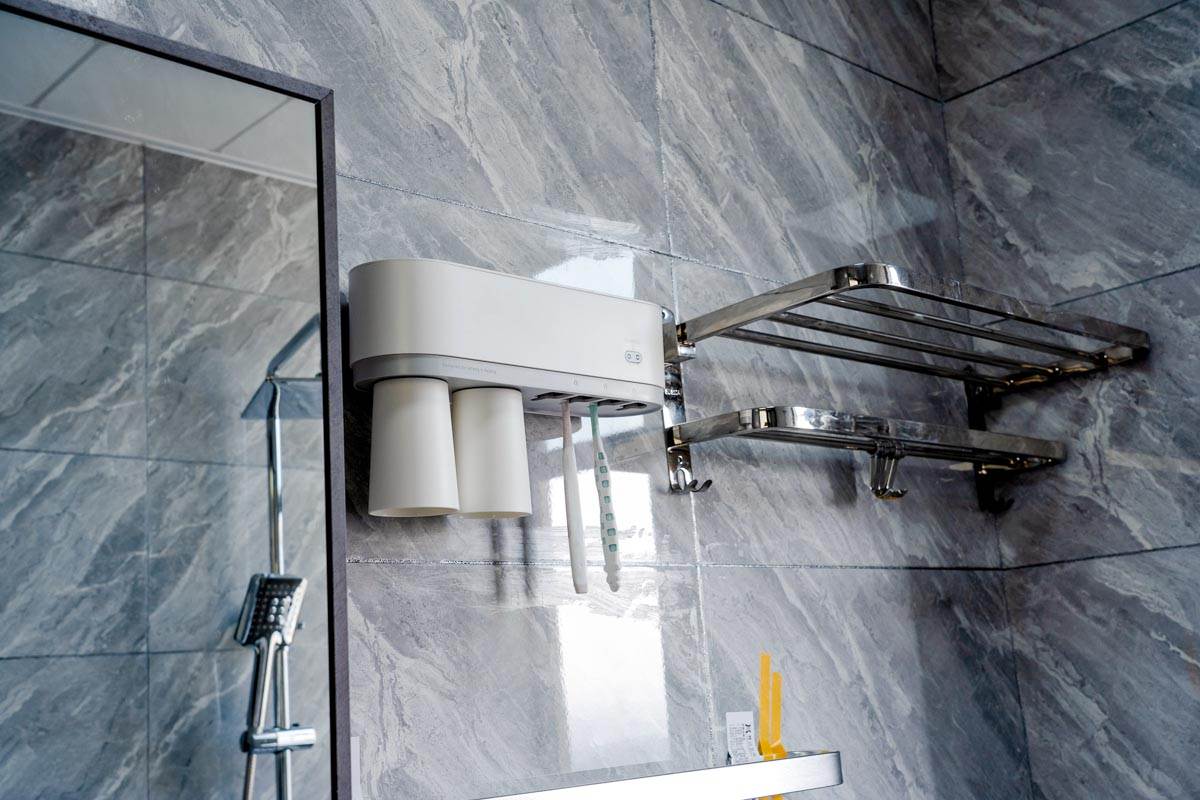 全格智能杀菌牙刷,全格智能杀菌牙刷杯架怎么拆开