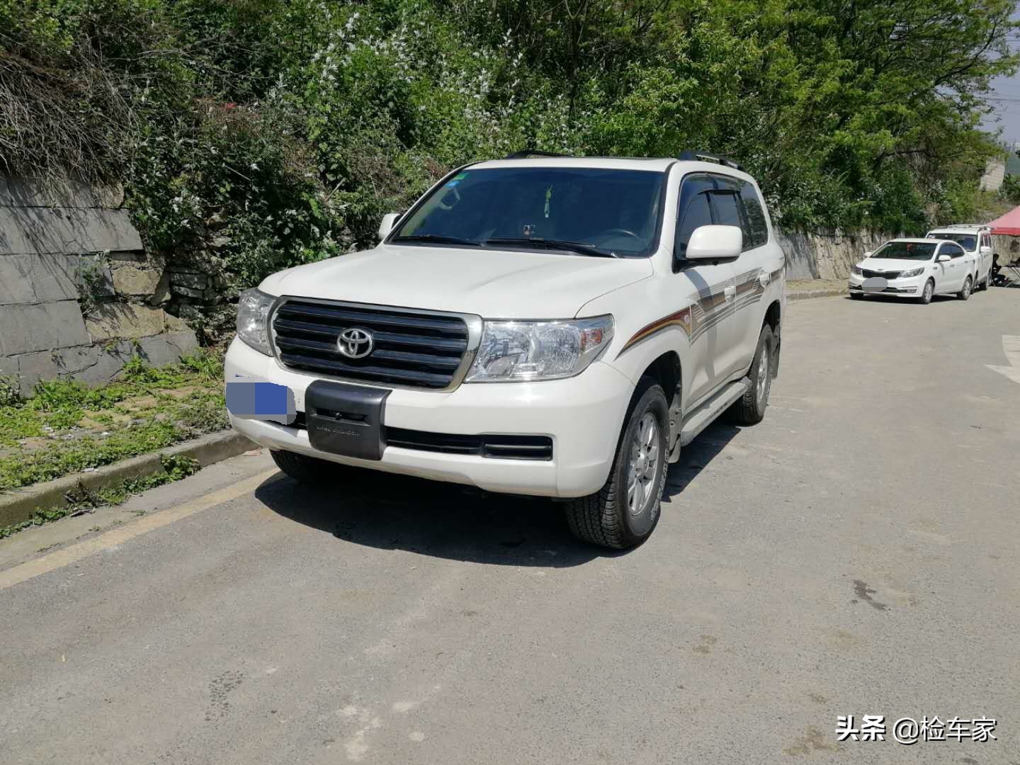 丰田兰德酷路泽手刹刹车位置,酷路泽28万左右的车