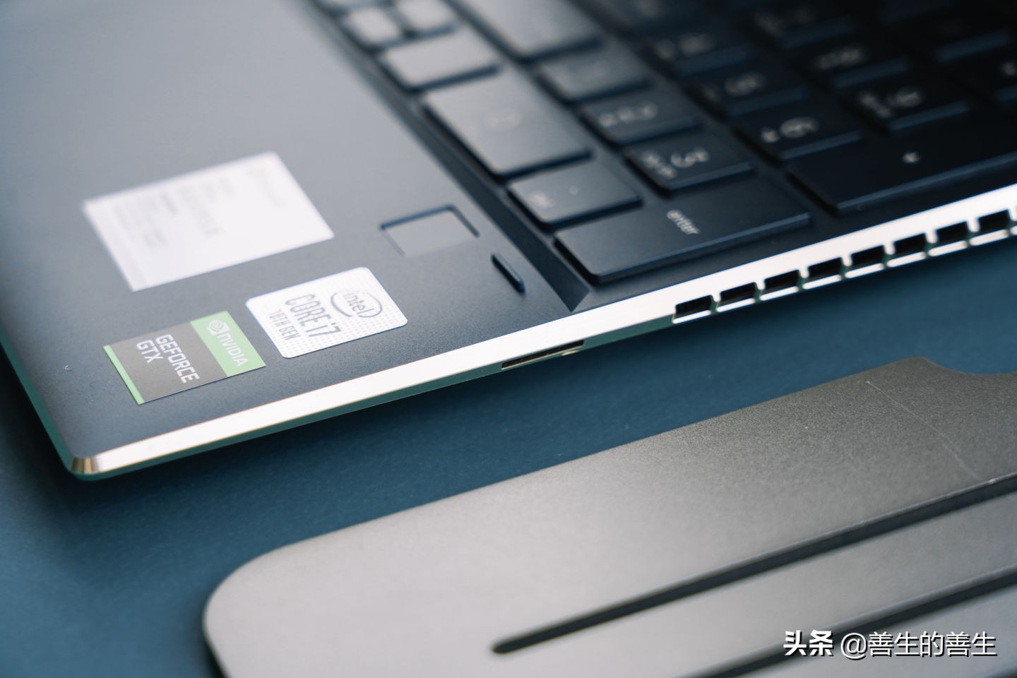 惠普spectrex36015深度测评,跟惠普spectrex360造型一样的笔记本