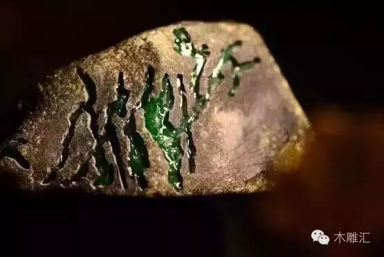 见惯了宝玉石，它的原石长啥样？有些毫不起眼，捡到千万别丢……