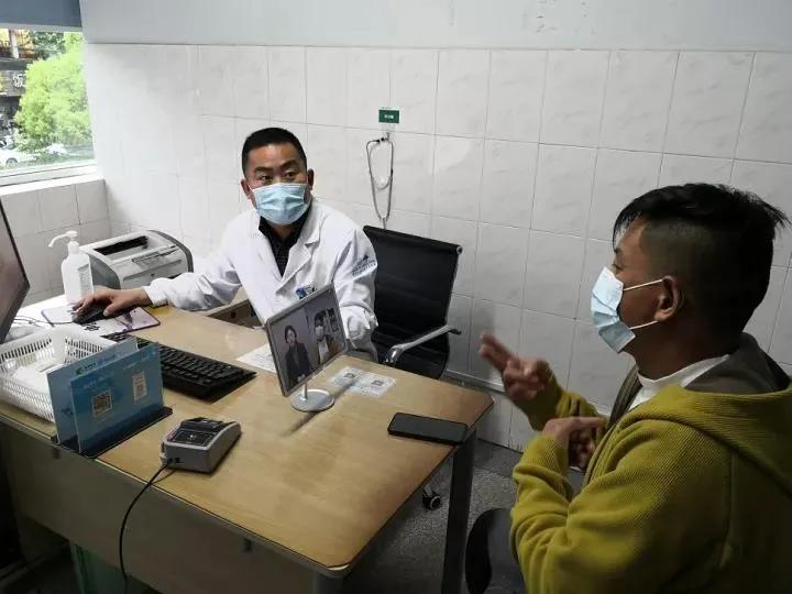 告别“有口无言”！杭州聋哑人看病有了“同声传译”