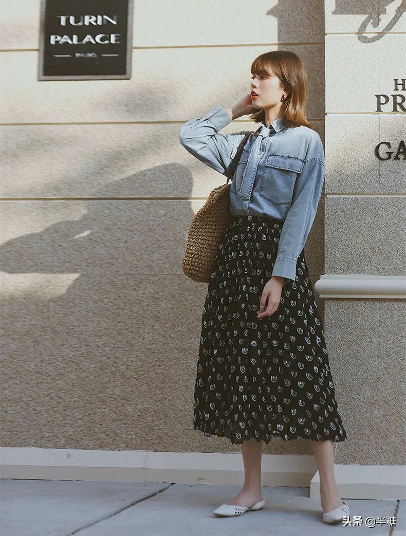 韩剧女主的穿搭连衣裙,韩剧女主穿条纹衬衫