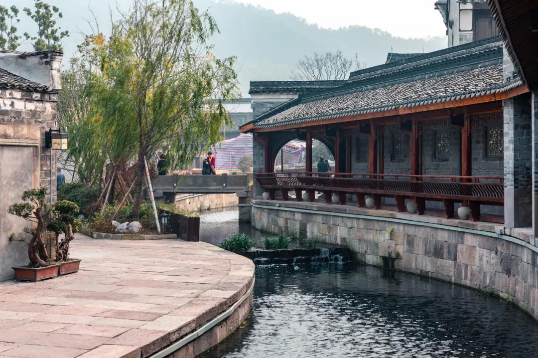 东钱湖为何叫东钱湖,东钱湖是不是人造湖