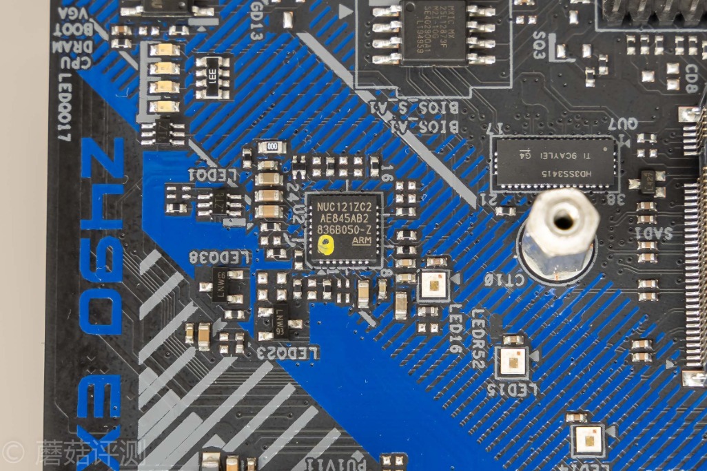 颜值高的z690主板,华擎z490极限玩家4