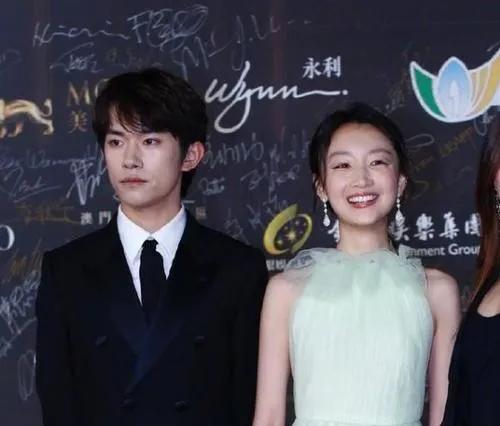 鍥涢腑鎭嬫儏,鍥涢腑cp鏄湡鐨勫悧