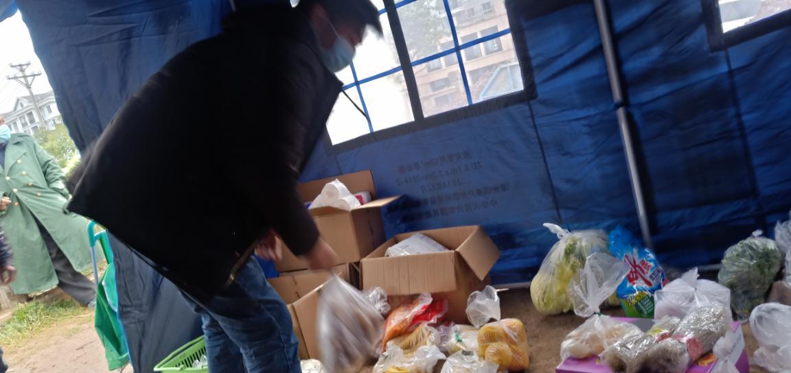 疫情不退我们不退文案,疫情不退警察不退