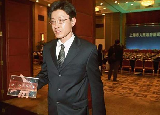 19年前的大*局骗**,靠几个民工卷走11亿,让国产半导体瘫痪8年